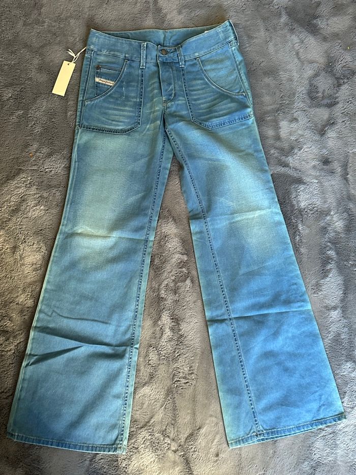 Jean Diesel WIRKY – Flare / Bootcut – Taille W27 L32