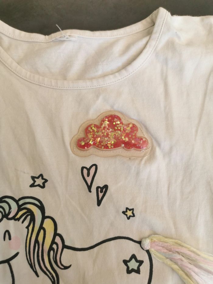 Tee-shirt licorne 10 ans 50 cts - photo numéro 3