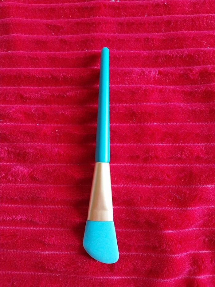 Pinceau soins visage