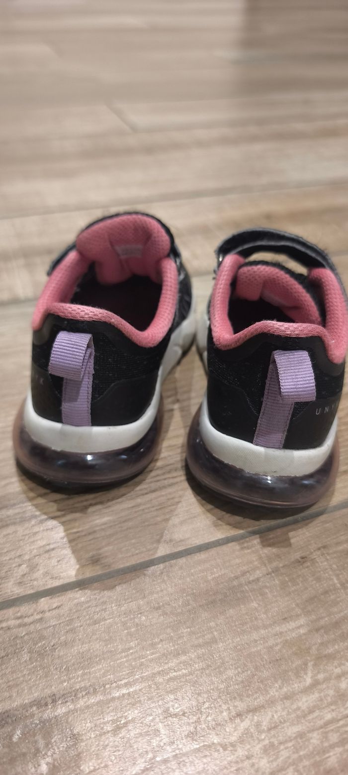Baskets fille 26 - photo numéro 2