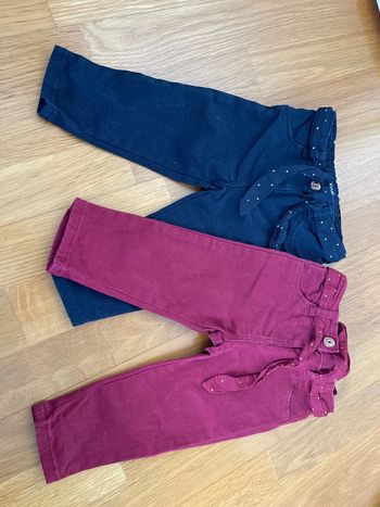 Lot de deux pantalons fille neufs Kiabi taille 12 mois