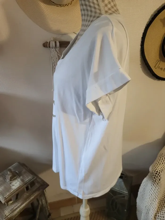 Tee-shirt - photo numéro 3