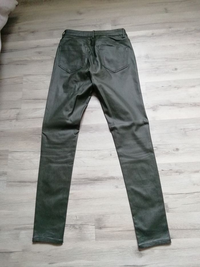 Pantalon vert pimkie huilé - photo numéro 3