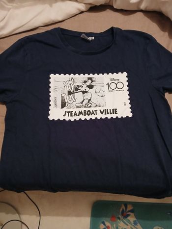 Tee-shirt disney 100