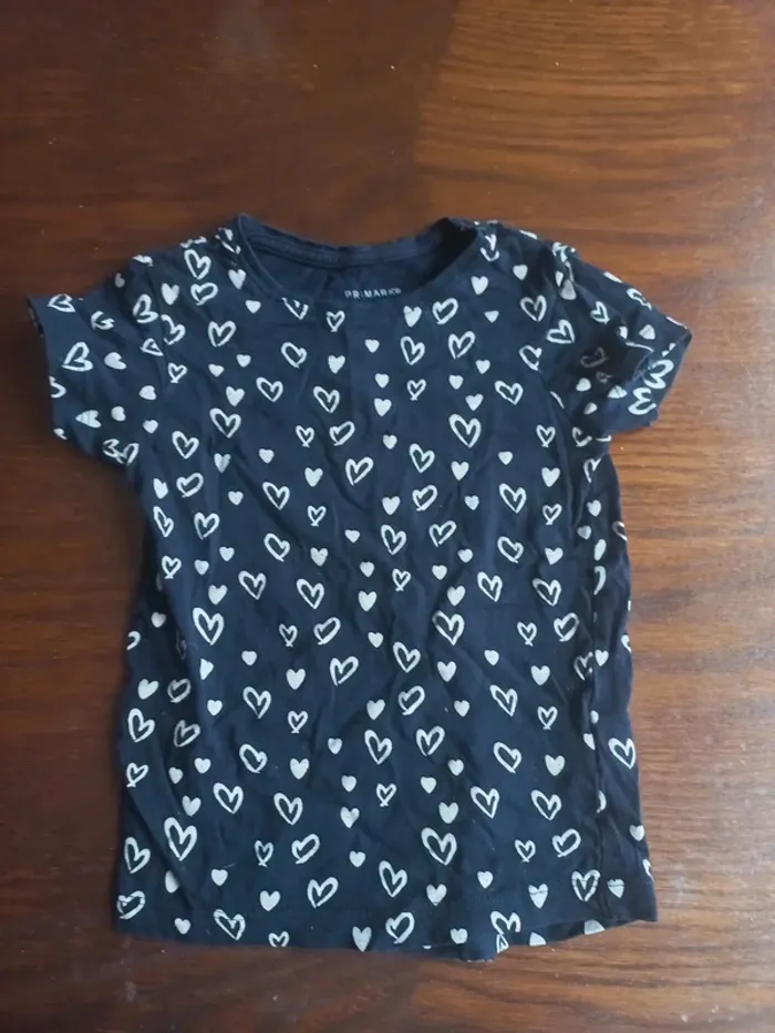 T-shirt bleu à cœurs Primark 4ans 104cm