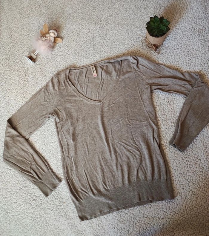 Pull col en V taille 1