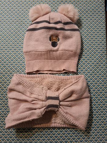 Ensemble bonnet et tour de cou