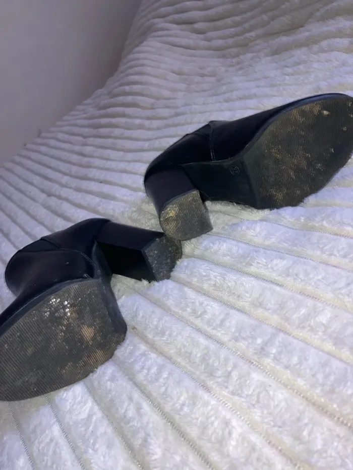 Bottillons noir taille 35 - photo numéro 2