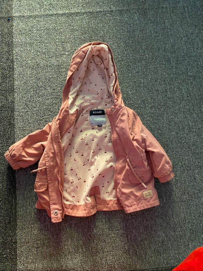 Vends veste fille 6 mois - photo numéro 4