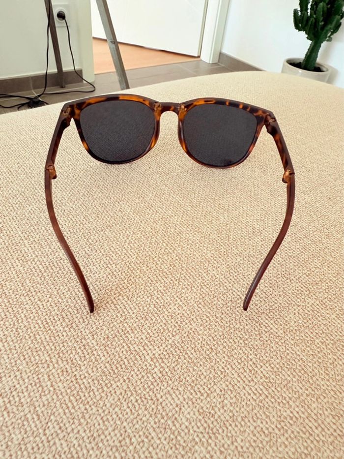 Lunettes de soleil écaille pliables - photo numéro 4