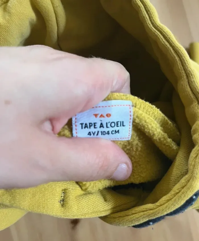 Sweat-shirt jaune moutarde 4 ans - photo numéro 3