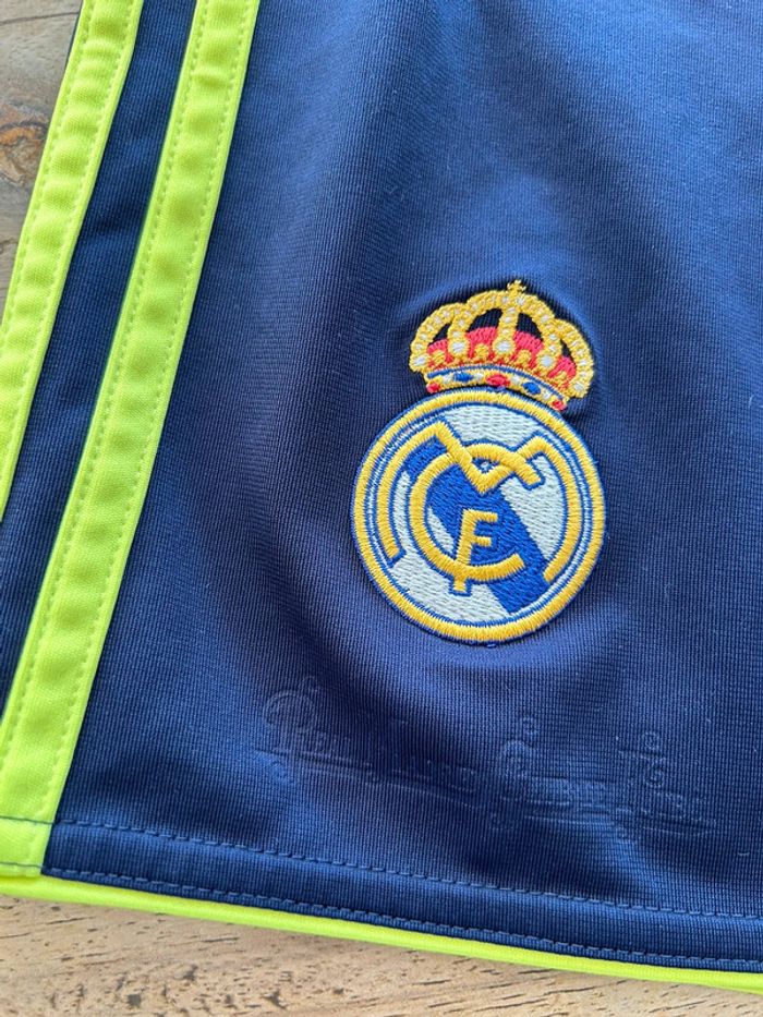 Short adidas réal de Madrid taille m - photo numéro 3