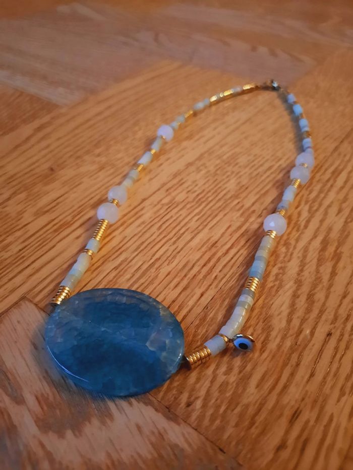 Collier agate veine de dragon bleu