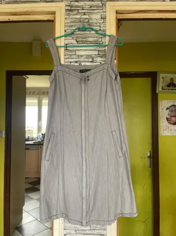 Robe bretelles taille L