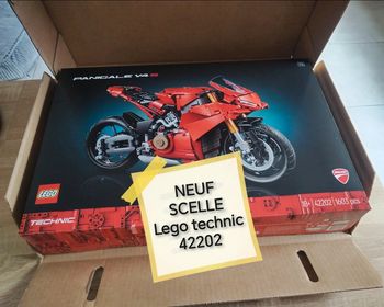 Lego technic 42202 neuf scelle