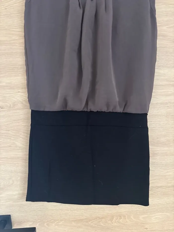 ROBE. - photo numéro 2