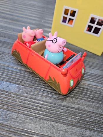 Voiture peppa