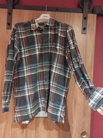 Chemise à carreaux