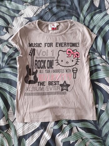 Tee shirt Hello Kitty 8 ans