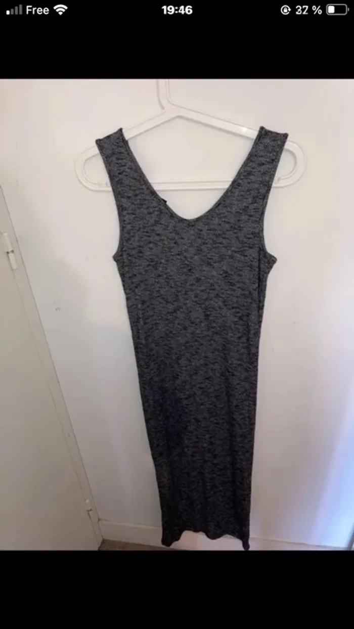 Robe à bretelle grise - photo numéro 2