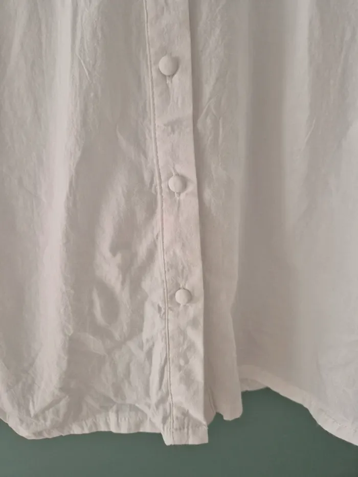 Chemise blanche motif coeur taille 38, emi-jo - photo numéro 3