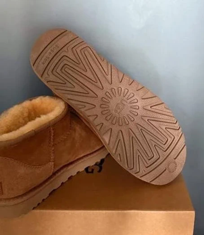 Ugg ultra mini taille 38 - photo numéro 6