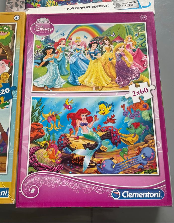 Puzzles Nathan fond de mer et Clementoni  de Disney Pirates et Princesses Très bon état - photo numéro 6