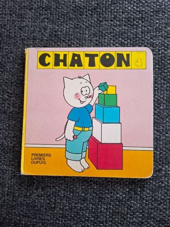 Livre cartonné Chaton en bon état