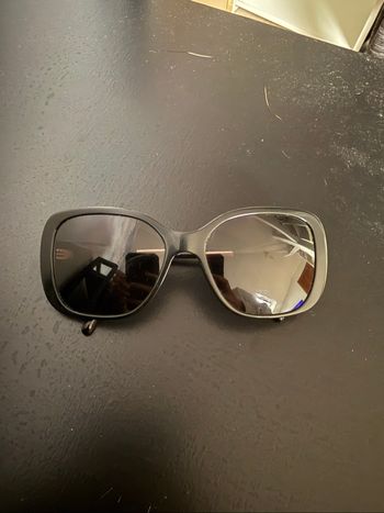 Lunette de soleil burberry