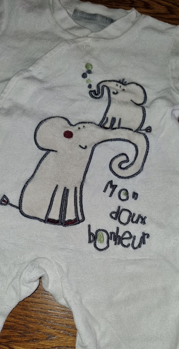 Pyjama 3 suisses 3 mois - photo numéro 2