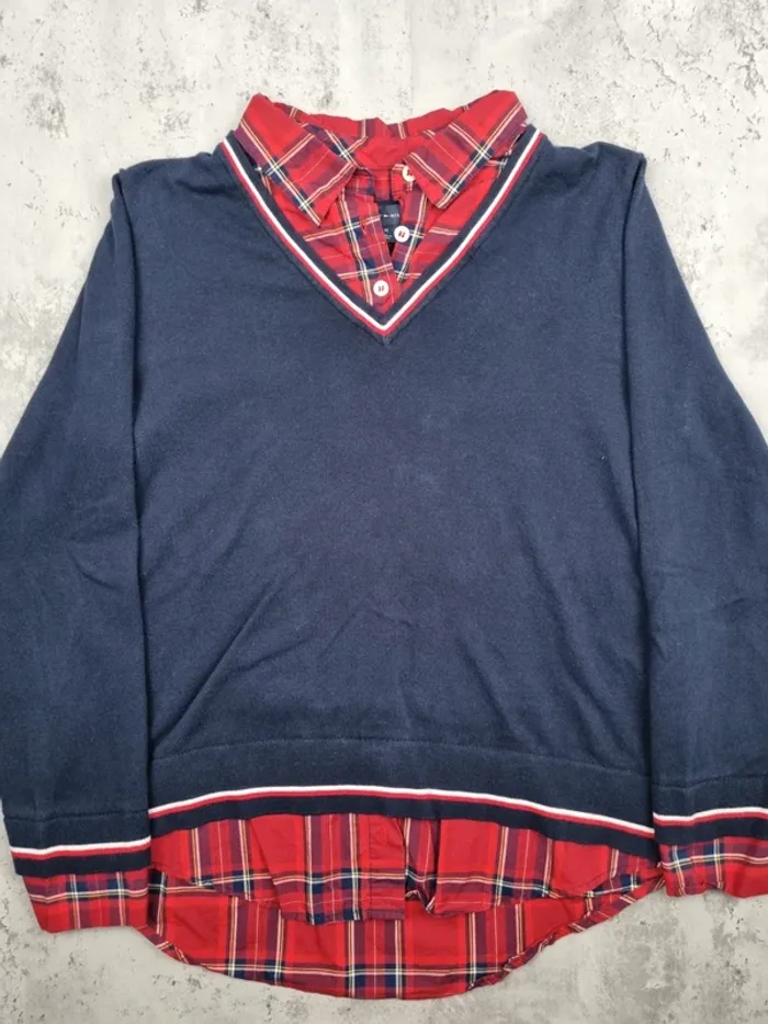 Pull col V Tommy Hilfiger avec chemise intégrée – Taille M Femme (mesures en photo) - photo numéro 3