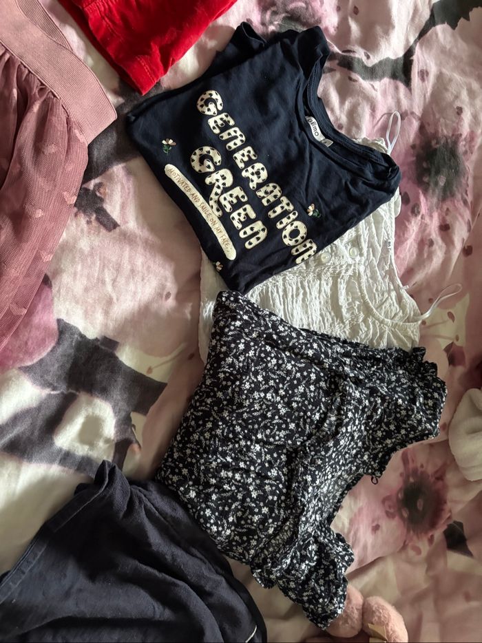 Lot jupe teeshirt - photo numéro 5