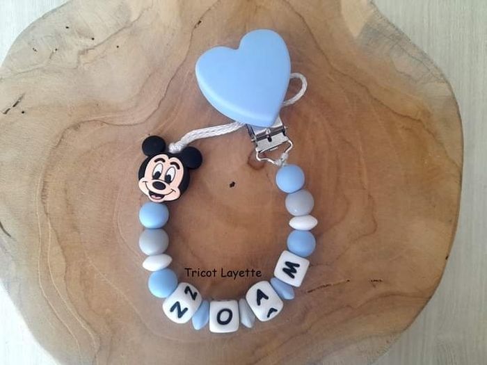 Attache tétine mickey
