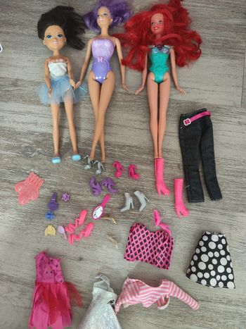 Lot Barbies
