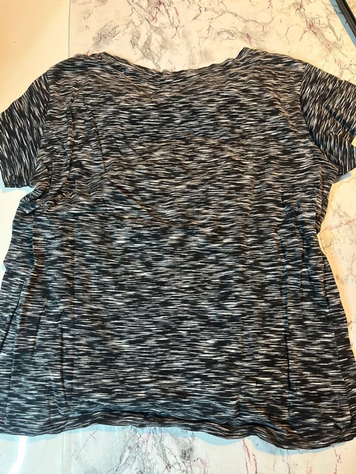 T shirt - photo numéro 4