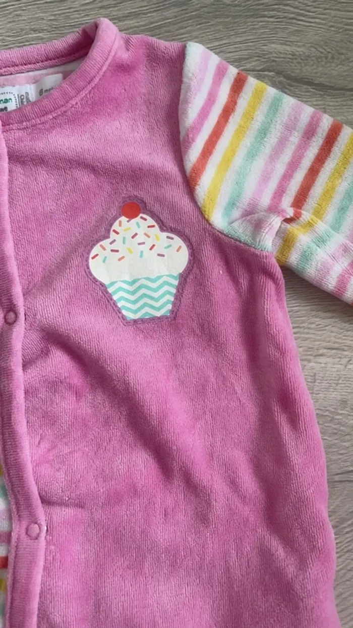 Pyjama taille 6 mois - photo numéro 2