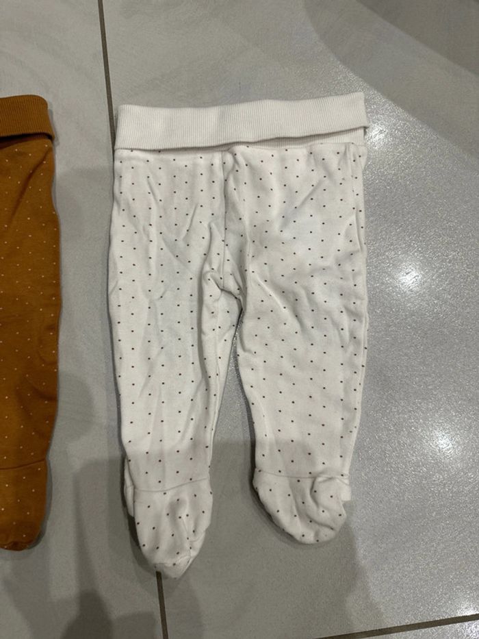 Lot de 2 pantalons avec pieds en 12 mois - photo numéro 3