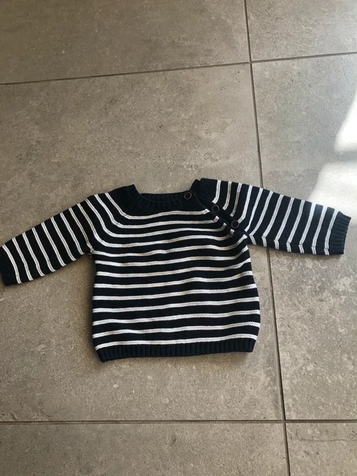Pull rayé