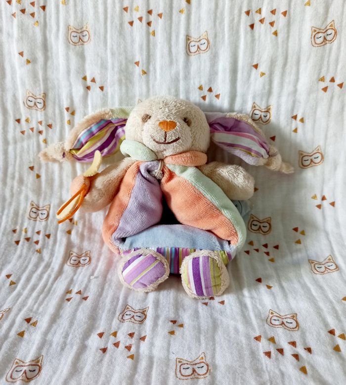 Doudou lapin hochet Doudou et Compagnie