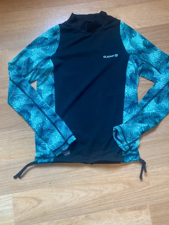 T shirt de bain fille taille 12 ans