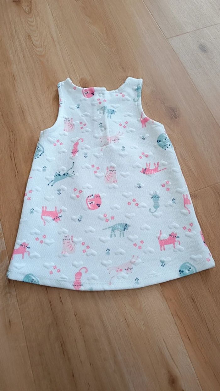Robe 6 mois - photo numéro 2