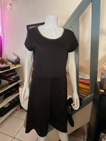 ref 734 Robe femme petite robe noire t 44