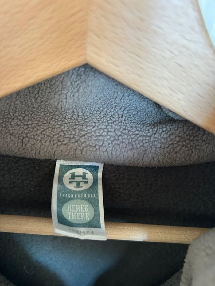 579 – polaire verte à demi fermeture / col cheminé C&A - photo numéro 2