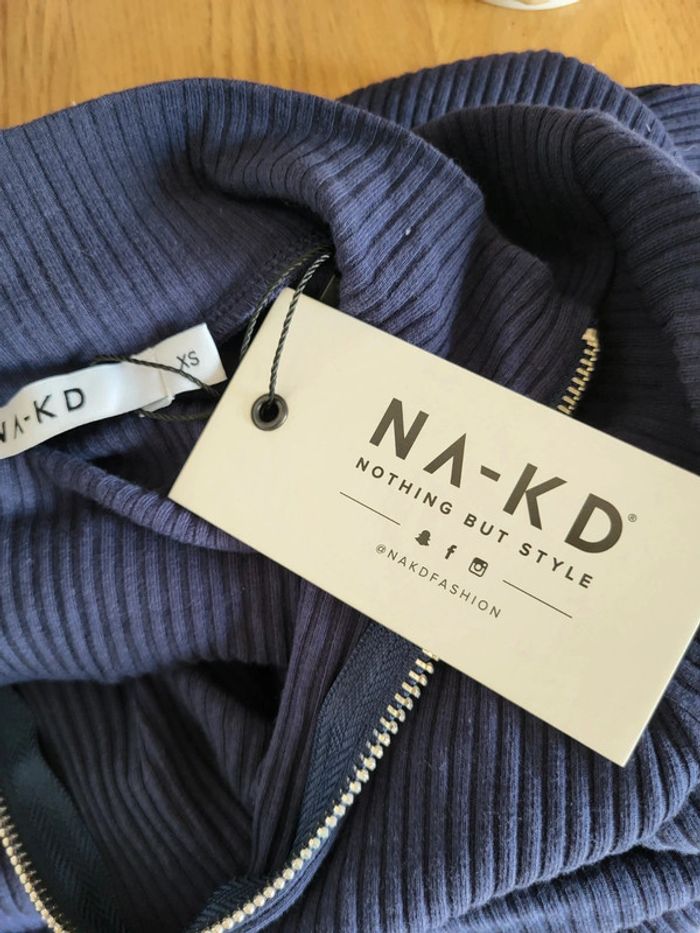 Robe en maille côtelée bleu marine col zippé NA-KD - Neuve - photo numéro 13