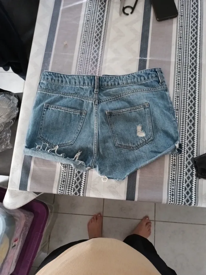 Short jeans bleu - photo numéro 2