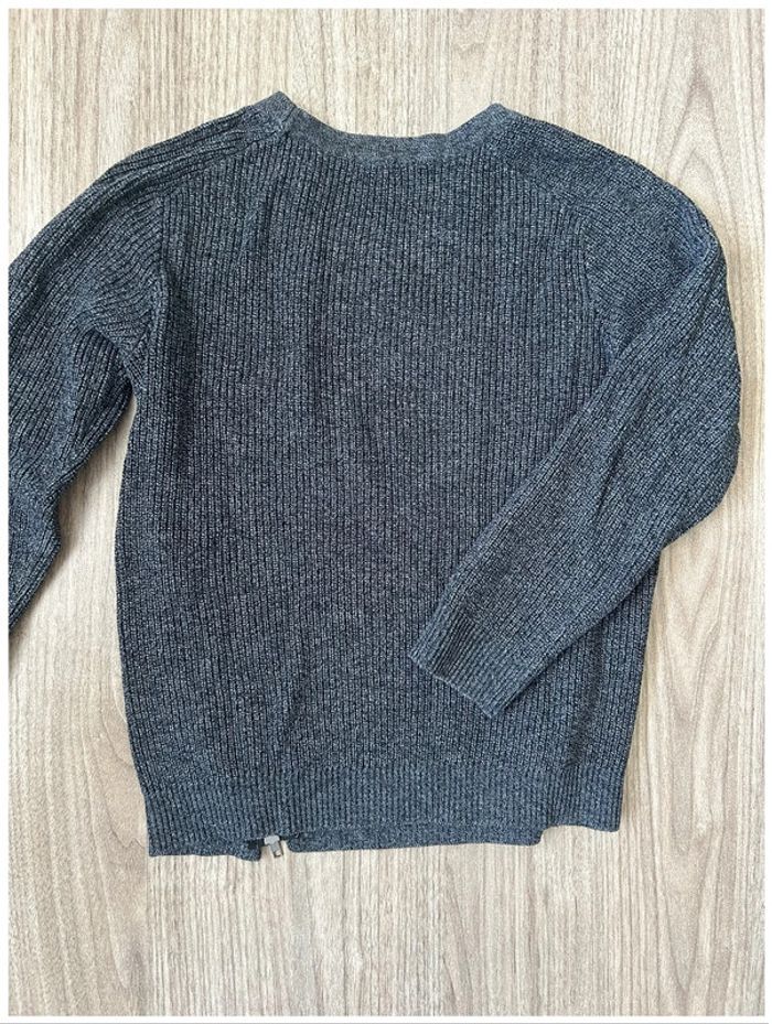 Pull noir enfant - taille 8 ans - en très bon état - photo numéro 3