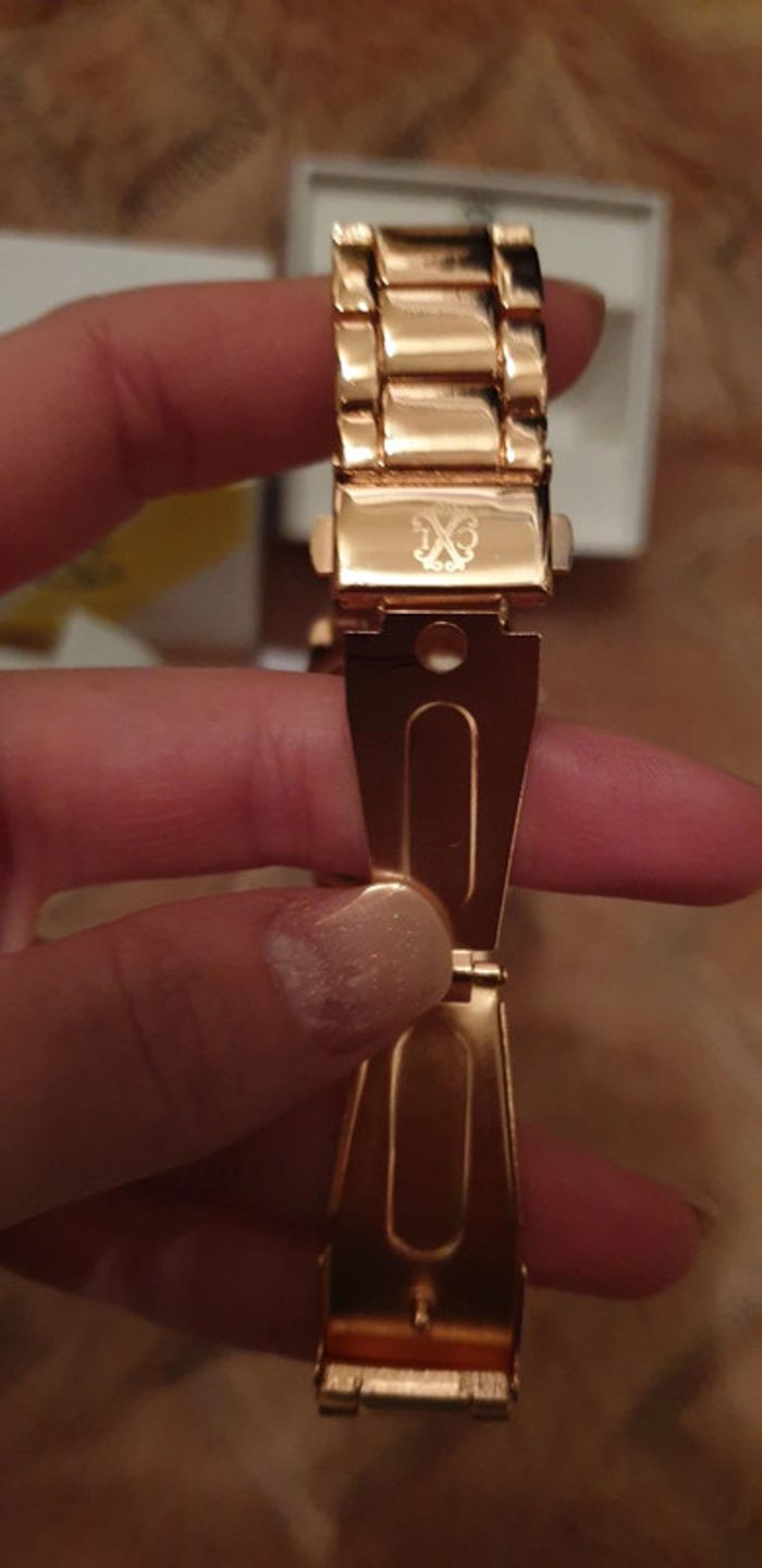 Montre doré rosé Christian Lacroix CXL - photo numéro 11