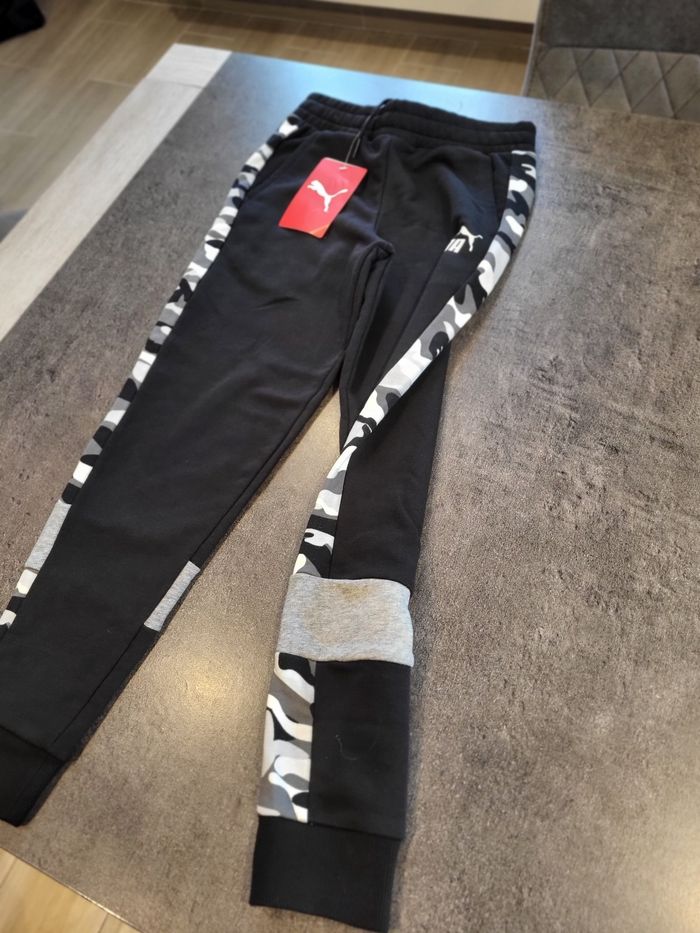 Jogging Puma neuf 10 ans - photo numéro 2