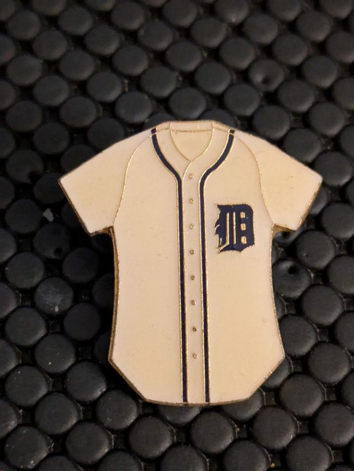 Pin's Maillot Baseball Tigers Detroit USA officiel