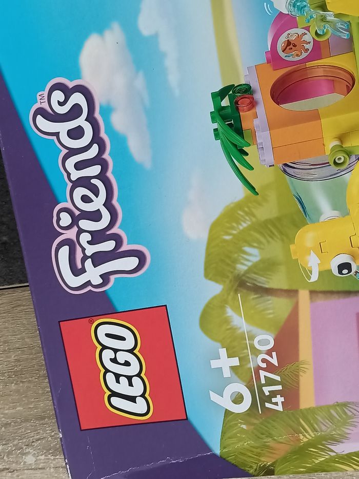 Vend lego Friends le parc aquatique - photo numéro 2